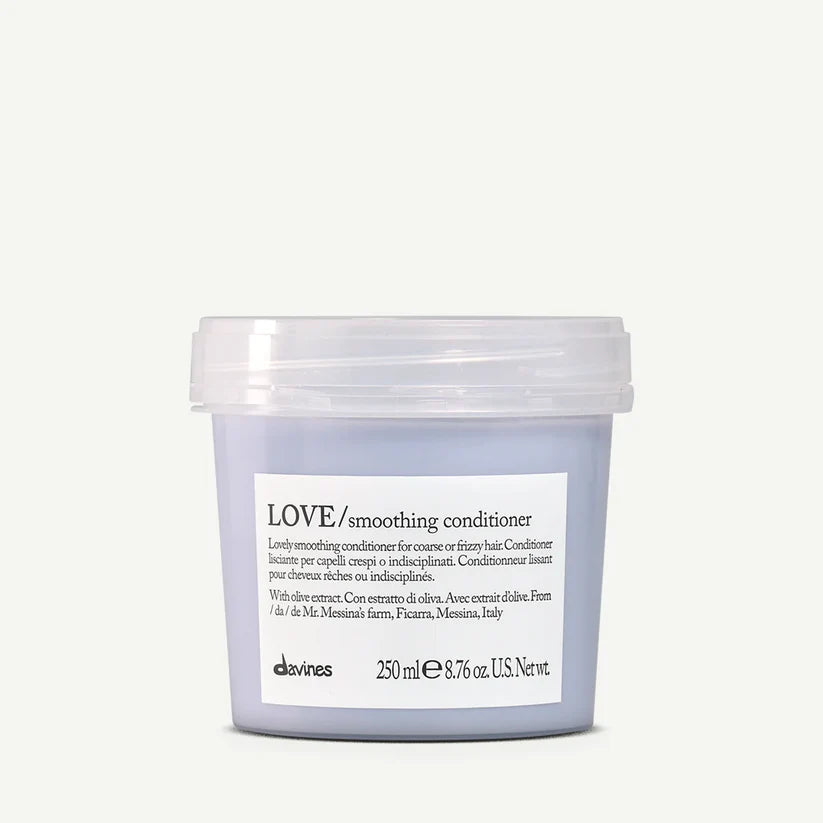 Davines LOVE Smoothing Conditioner 250ml — rich conditioner with Minuta olive extract formulated to detangle, soften, and control frizz for smooth, shiny, and manageable hair.