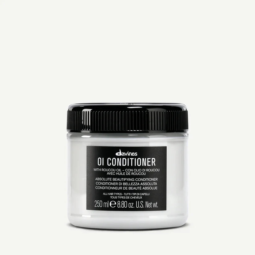Davines OI Conditioner 250ml — rich beautifying conditioner infused with Roucou oil, designed to deeply nourish, detangle, and enhance softness and shine for all hair types.